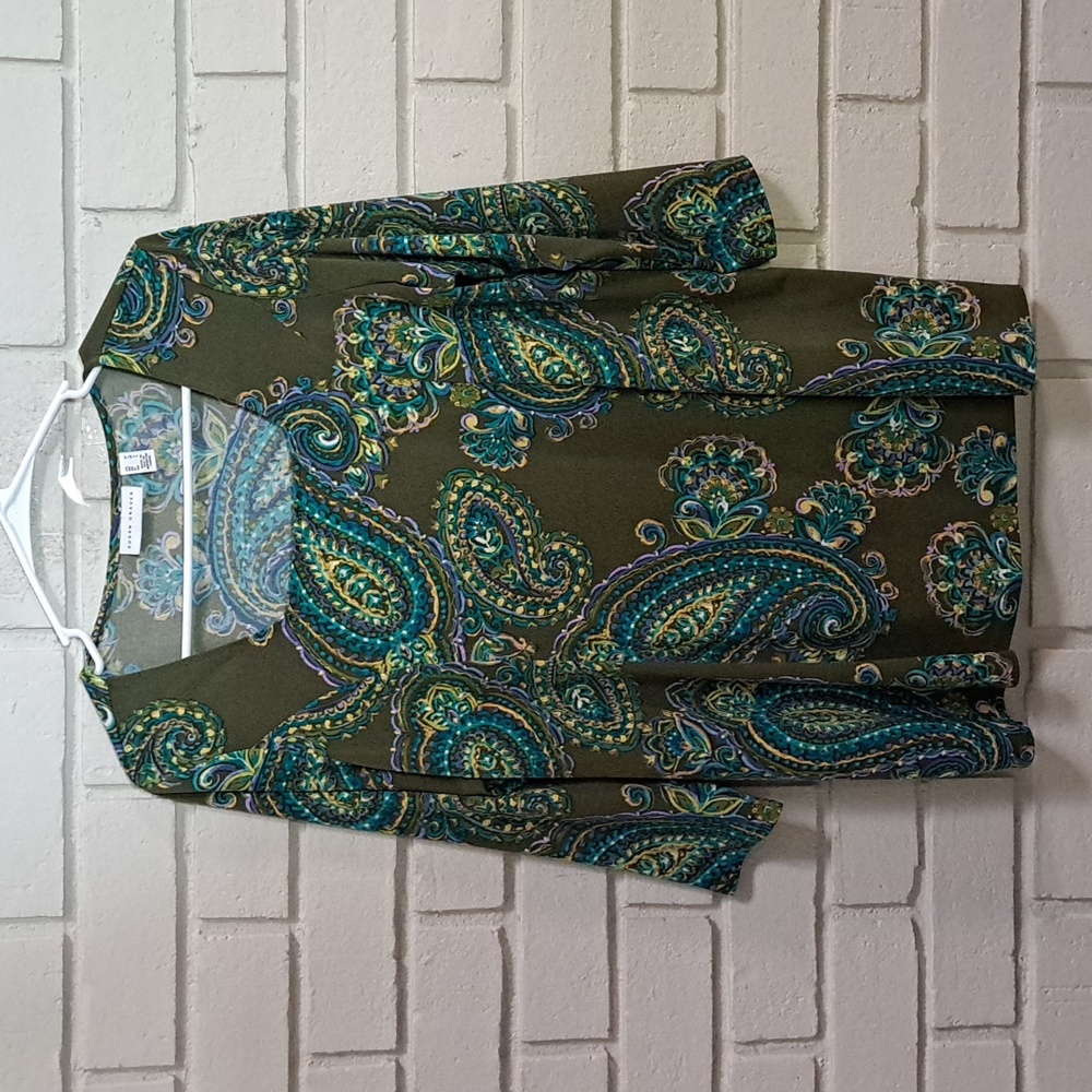 Susan Graver Olive Green/Teal Paisley 3/4 Sleeve Tunin Top. Size Medium